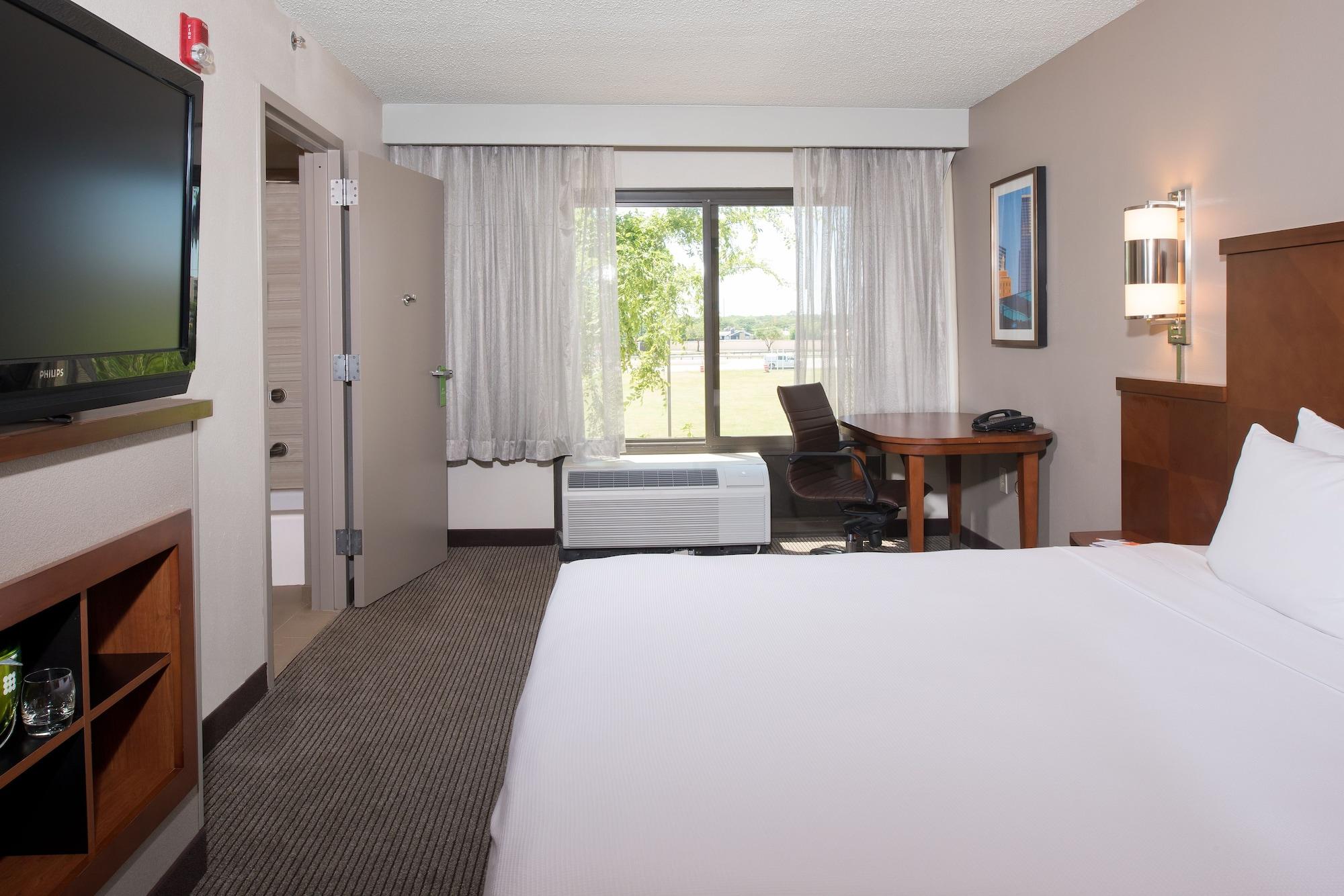 Hyatt Place Dallas/North Arlington/Grand Prairie Bagian luar foto