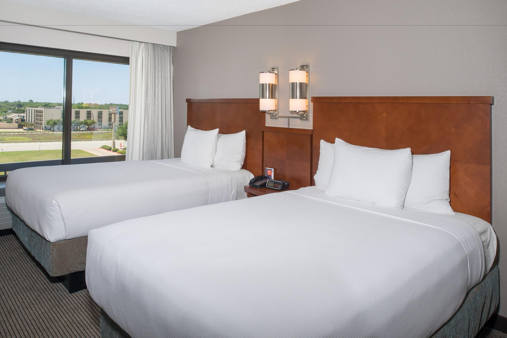 Hyatt Place Dallas/North Arlington/Grand Prairie Bagian luar foto